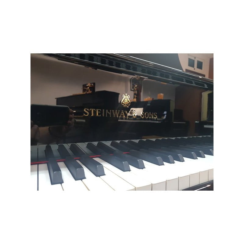 Piano de cola Steinway & Sons